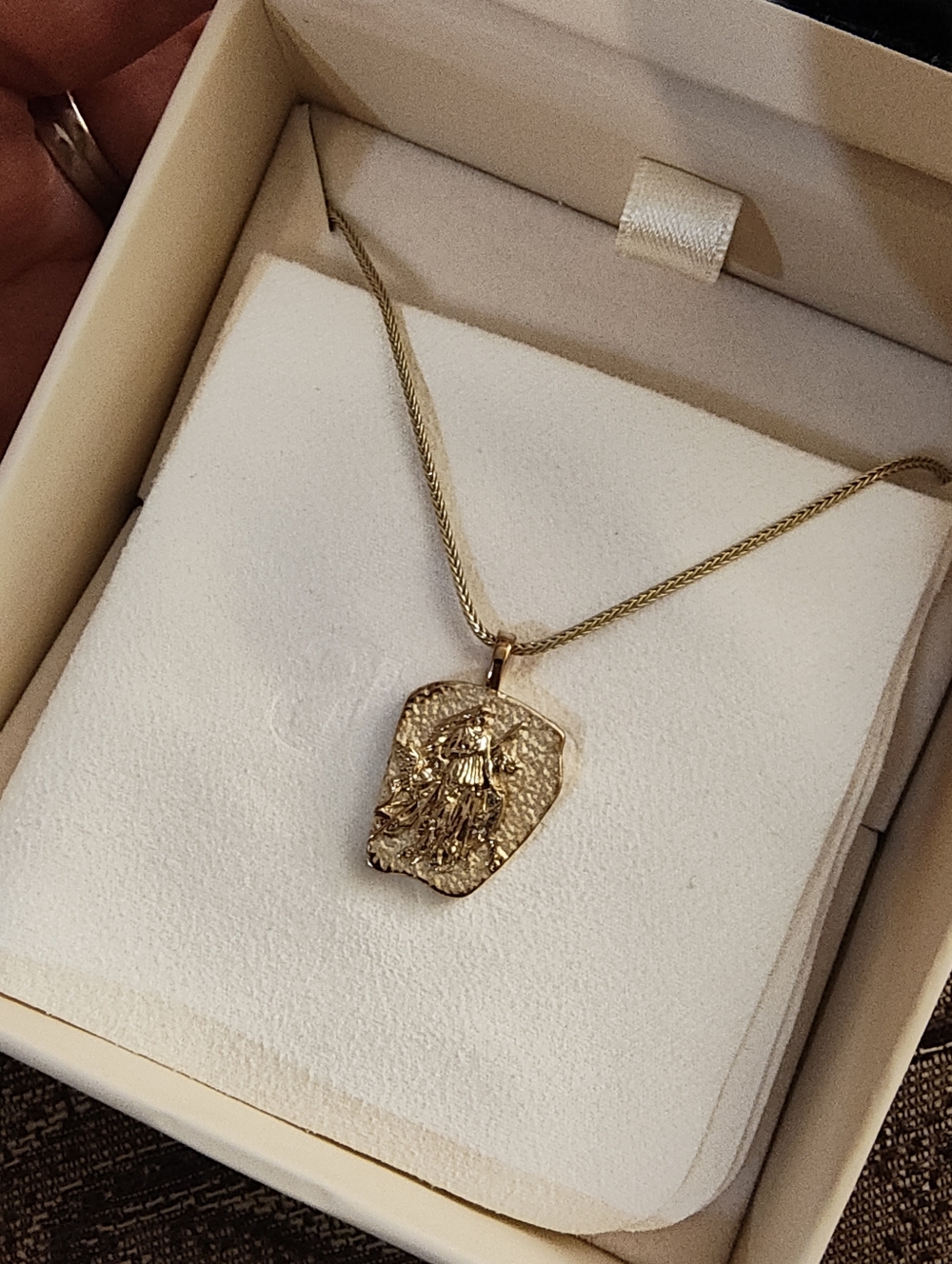 Awe Inspired Freya Necklace, Ancients Collection 2021 - Picture 5 of 7